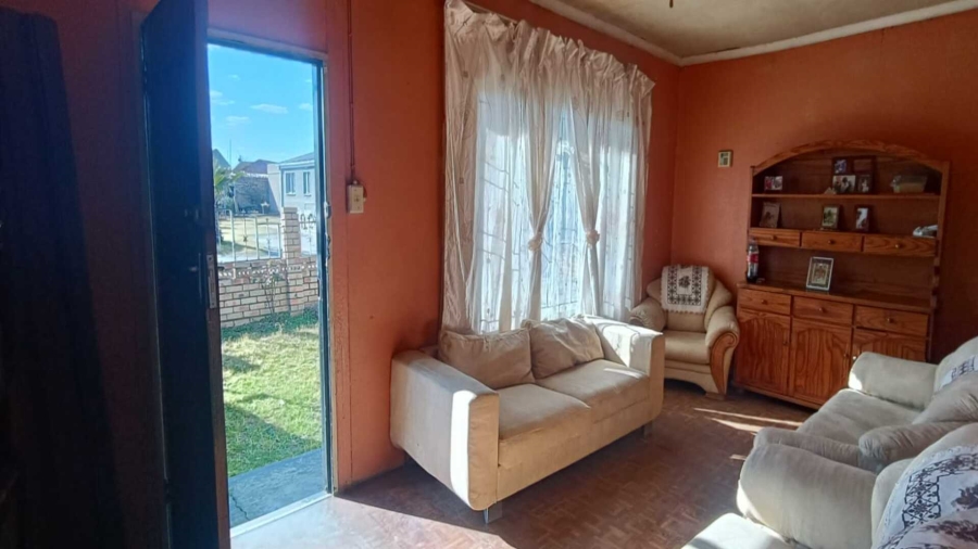 3 Bedroom Property for Sale in Zamdela Free State